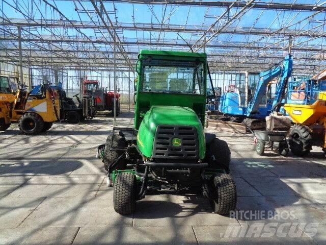 John Deere 3235C Sitteklippere