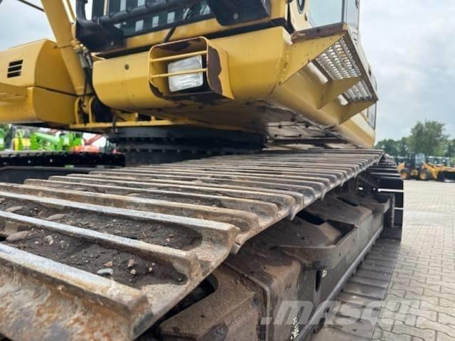 Komatsu PC 210 LC-8 Beltegraver