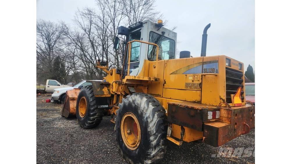 Samsung SL 120-2 Hjullastere