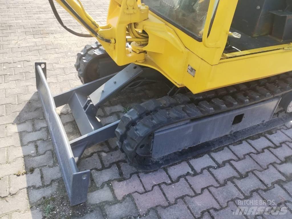 Komatsu PC 10 Beltegraver