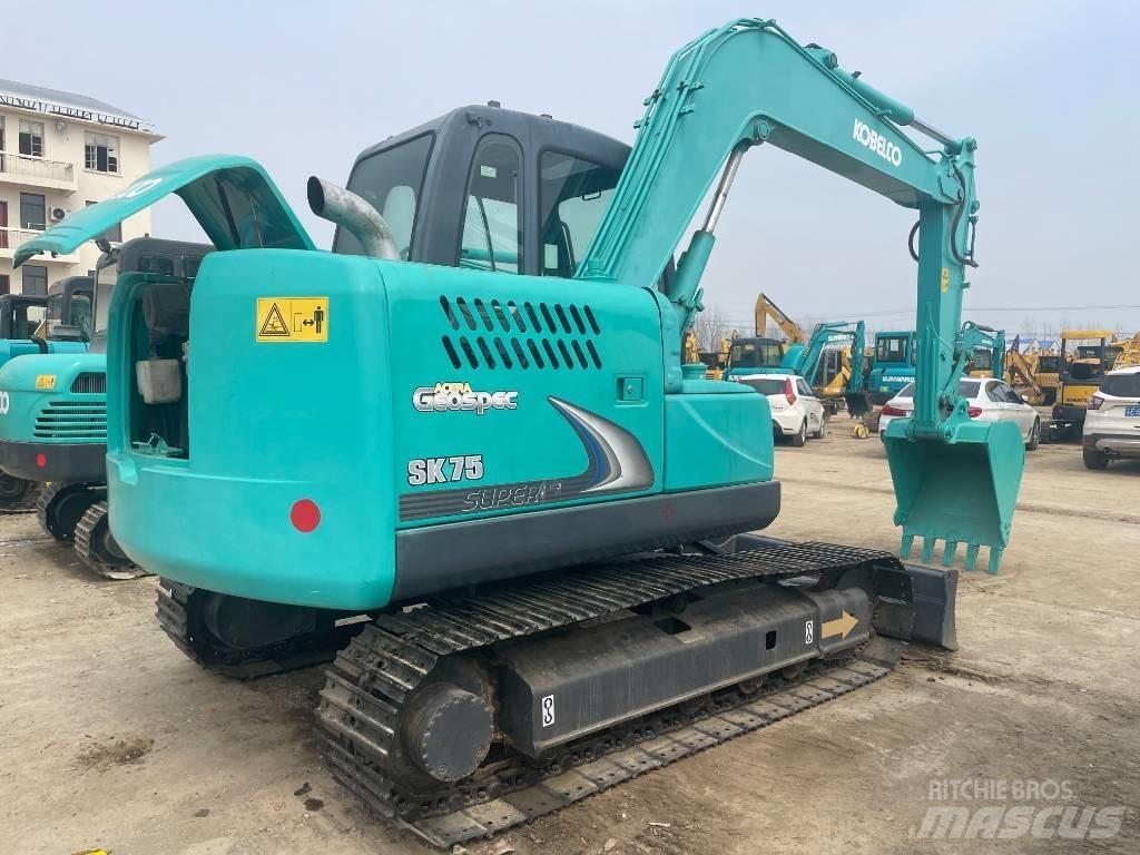 Kobelco SK 75 Minigravere <7t