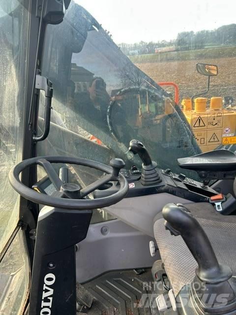 Volvo EW 220 E Hjulgravere