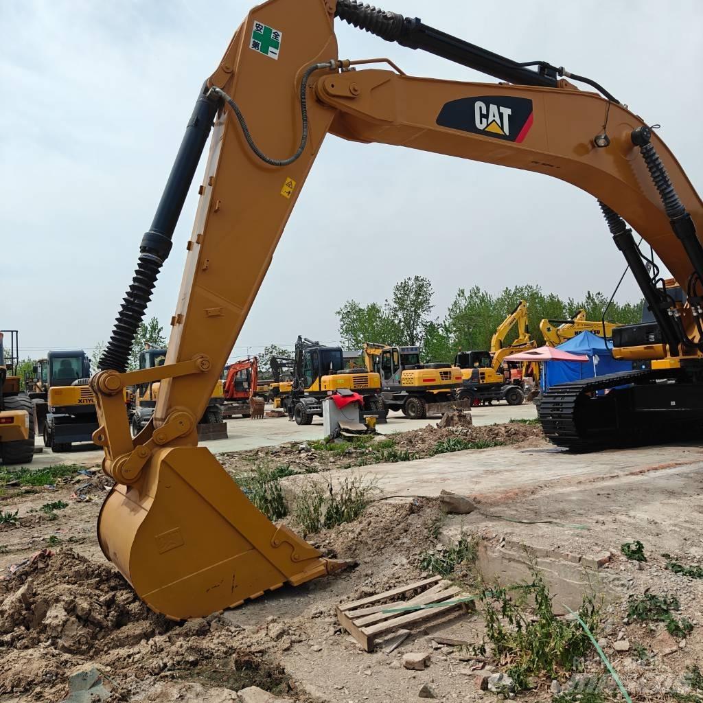 CAT 330D2 Beltegraver