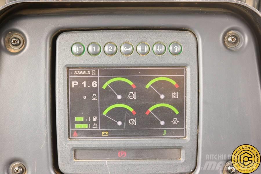 DEERE 750K XLT Dozere Beltegående