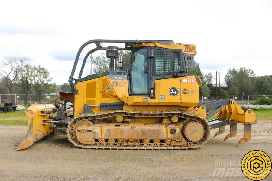 DEERE 750K XLT Dozere Beltegående