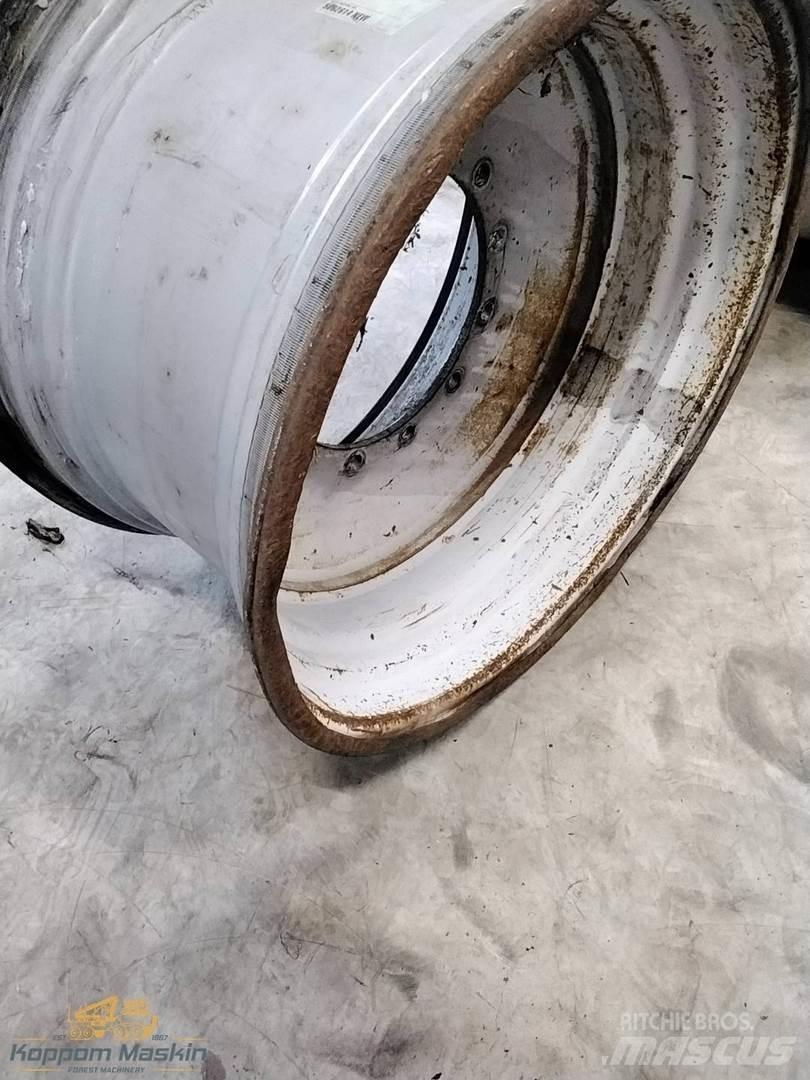 Valmet 901 20x34 Dekk, hjul og felger