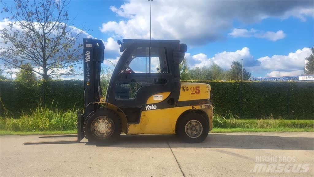 Yale GDP40VX5 Diesel Trucker