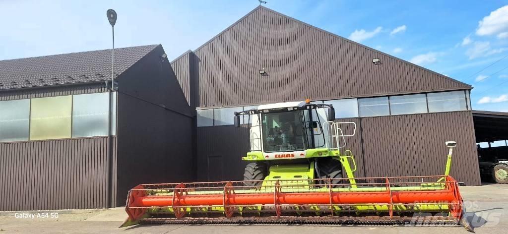 Claas 570 Skurtreskere
