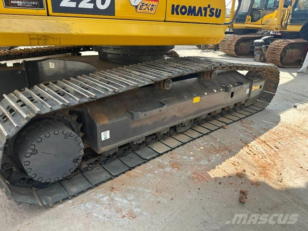 Komatsu PC220-8 Midigravere 7 - 12t