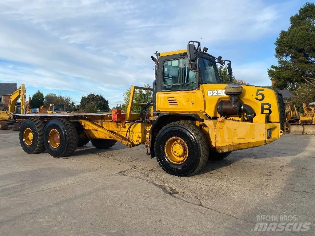 Bell B 25 D Rammestyrte Dumpere
