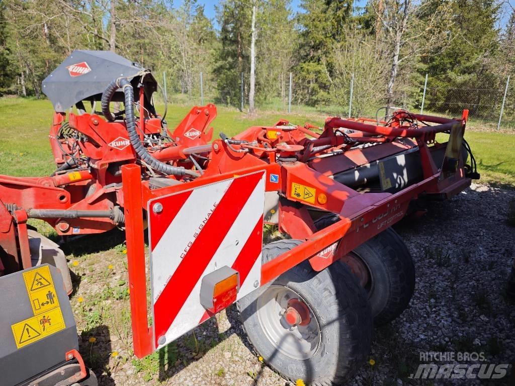 Kuhn FC 883 + FC 313 Slåmaskiner