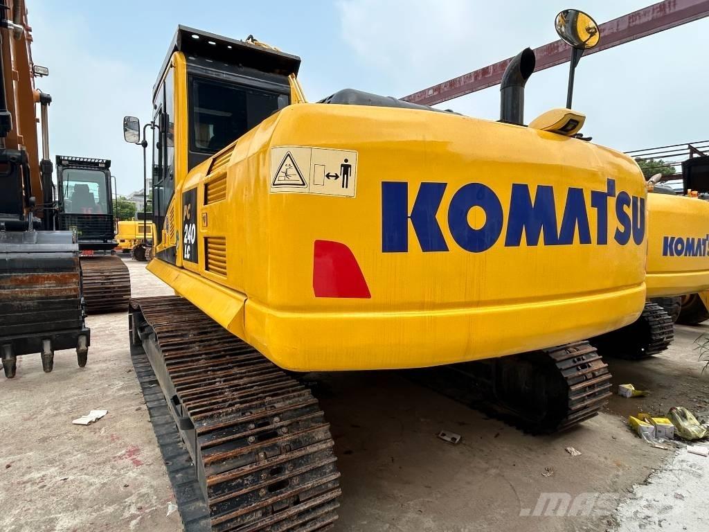 Komatsu PC 240 LC Beltegraver