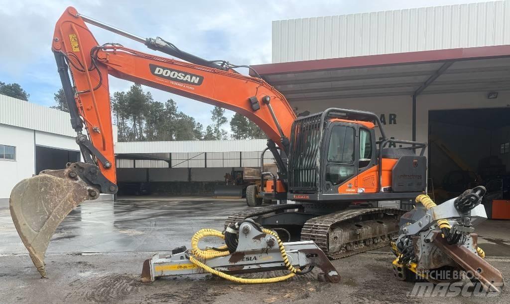 Doosan DX 235 Gravemaskiner