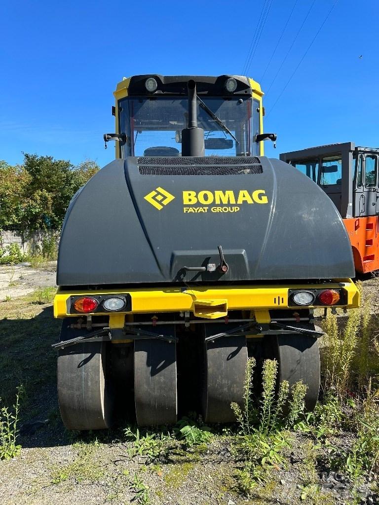 Bomag BW24RH Gummihjulsvalser