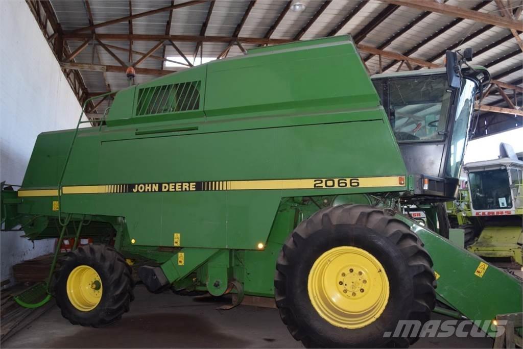John Deere 2066 Skurtreskere