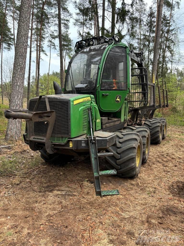 John Deere 810 E Lassbærere