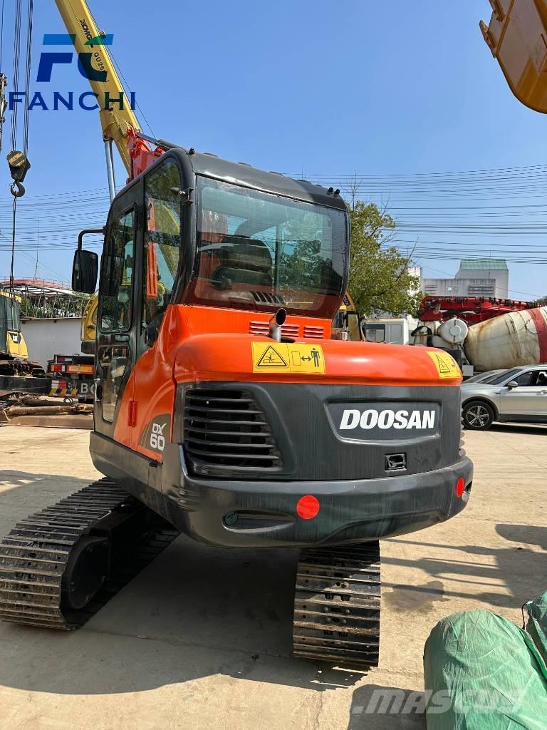 Doosan DX 60-9 C Beltegraver