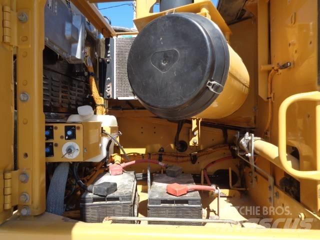 CAT 330 D L Beltegraver