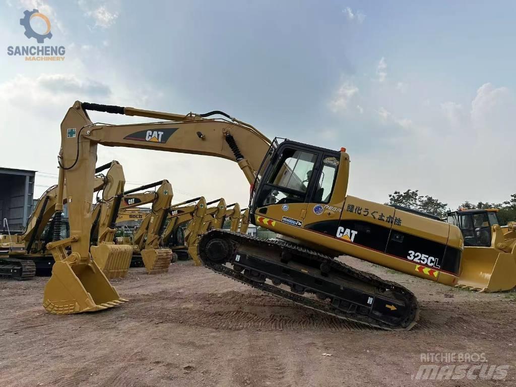 CAT 325 CL Beltegraver