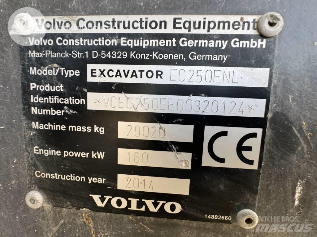 Volvo EC 250 E N L Beltegraver