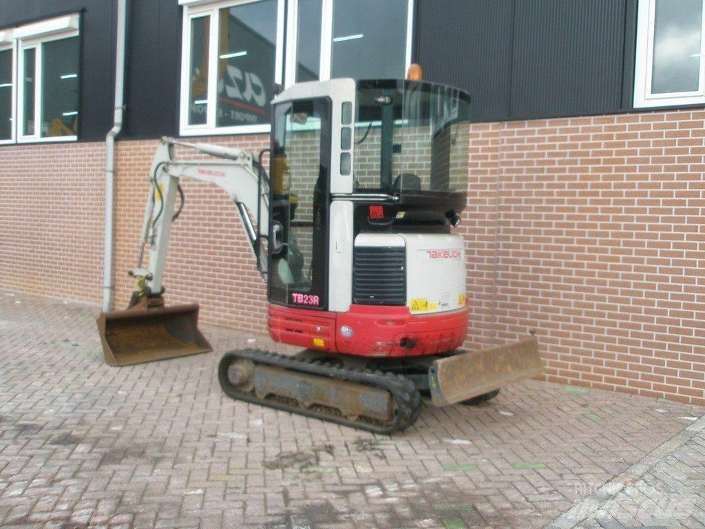Takeuchi TB23R Minigravere <7t