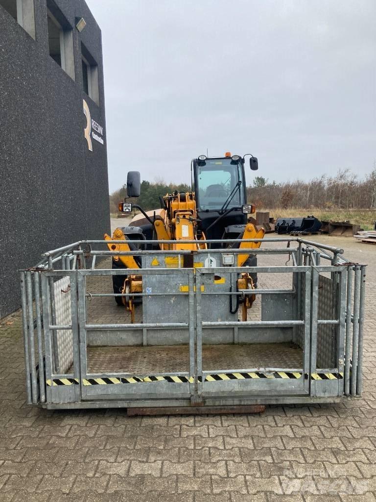 JCB 540-140 Teleskoplastere