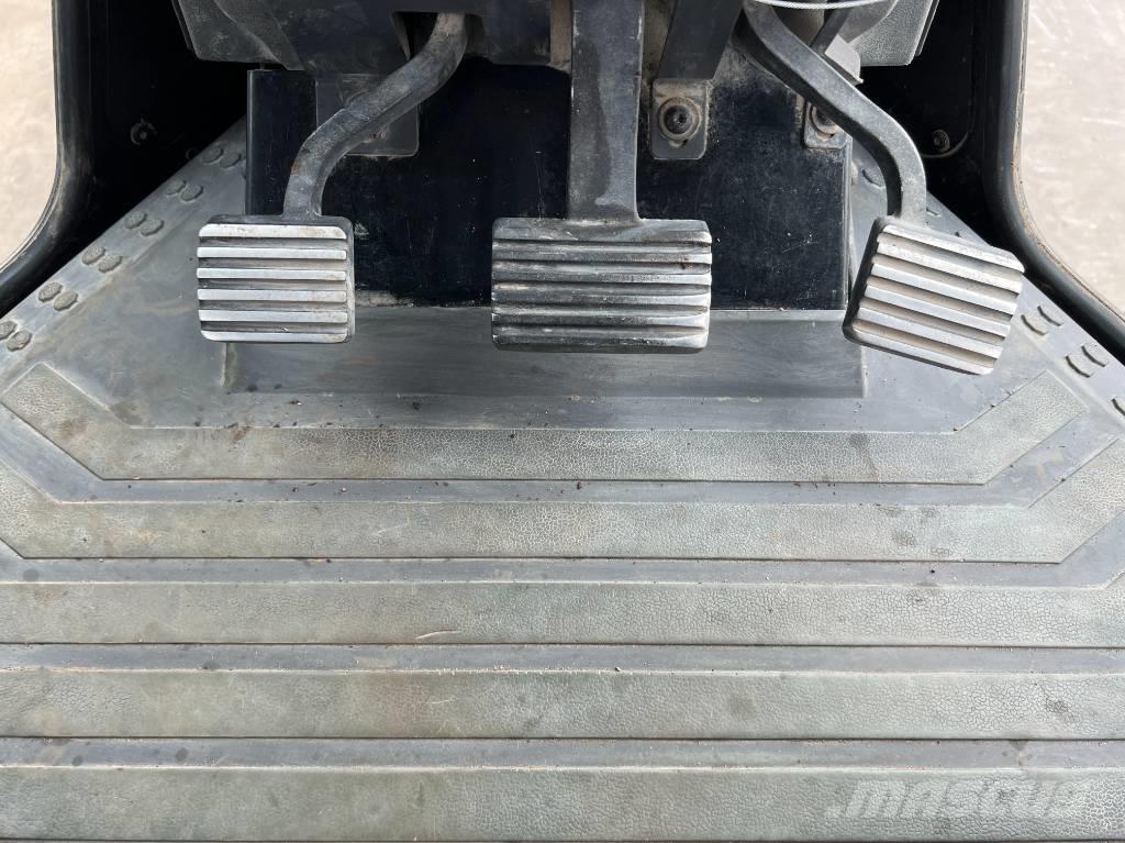 CAT 140M2 AWD Veihøvler