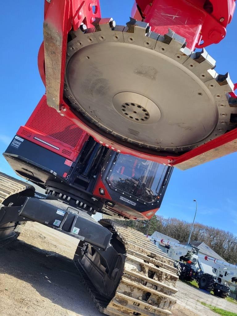  Quadco 24C Hogstmaskiner