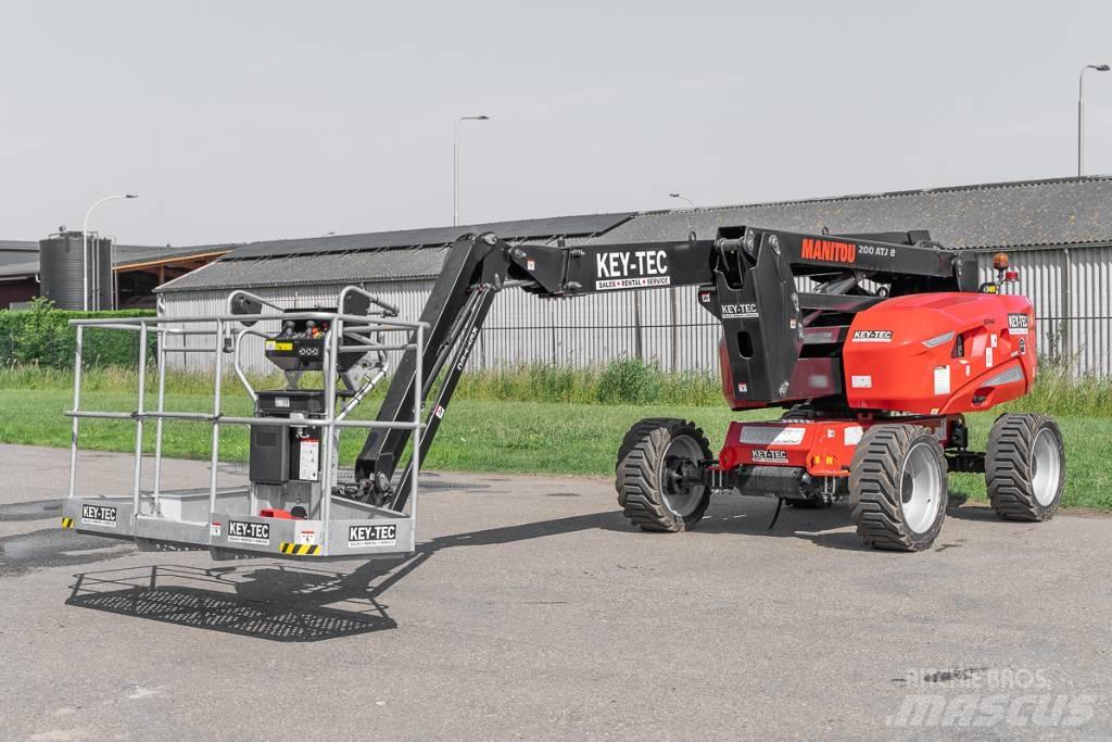 Manitou 200 ATJ e Leddede bomlifter