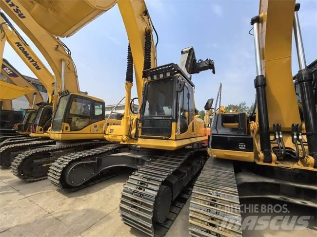Komatsu PC 300-8 Beltegraver