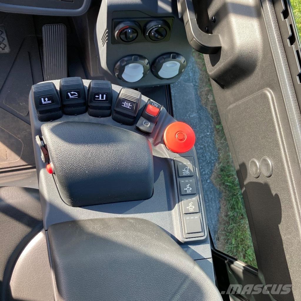 Doosan D35C-9 Diesel Diesel Trucker