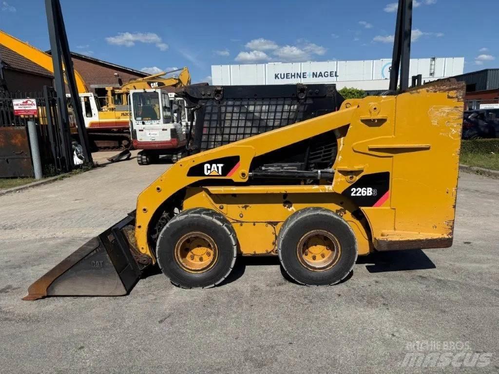 CAT 226B3 Turbo Kompaktlastere