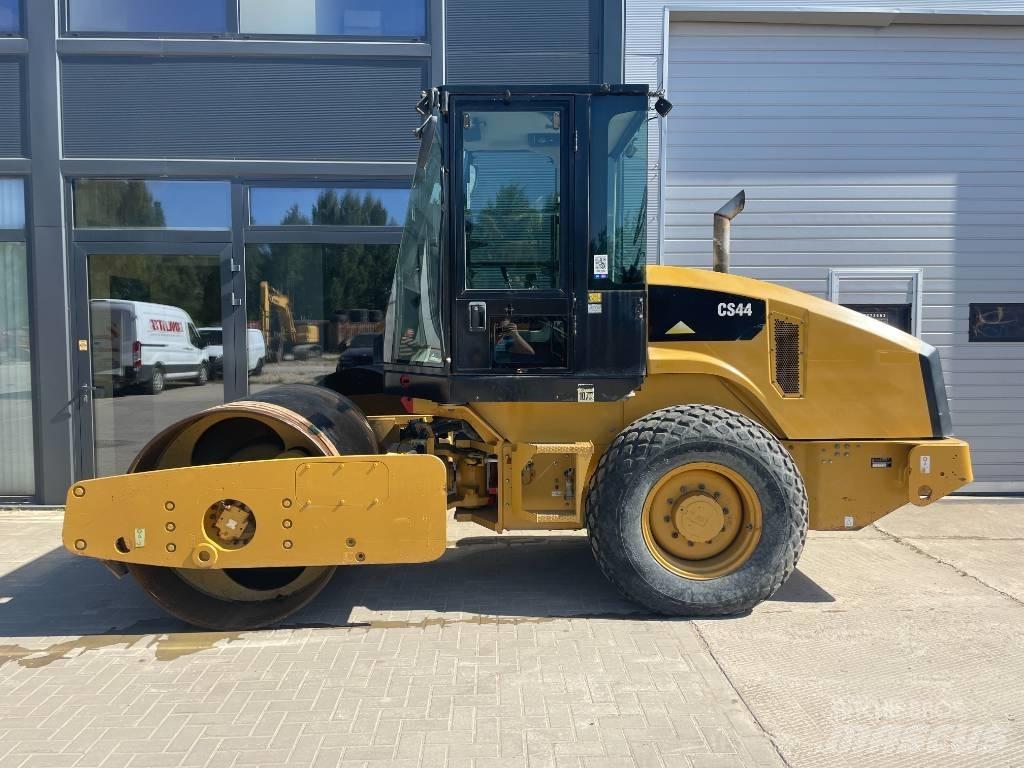 CAT CS44 Valsetog