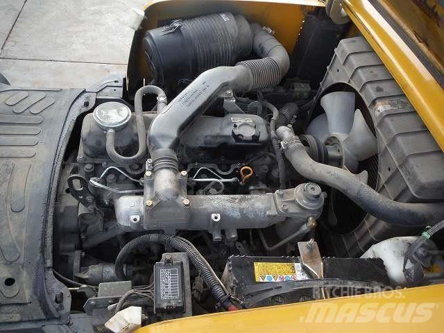 TCM FD25T3 Diesel Trucker