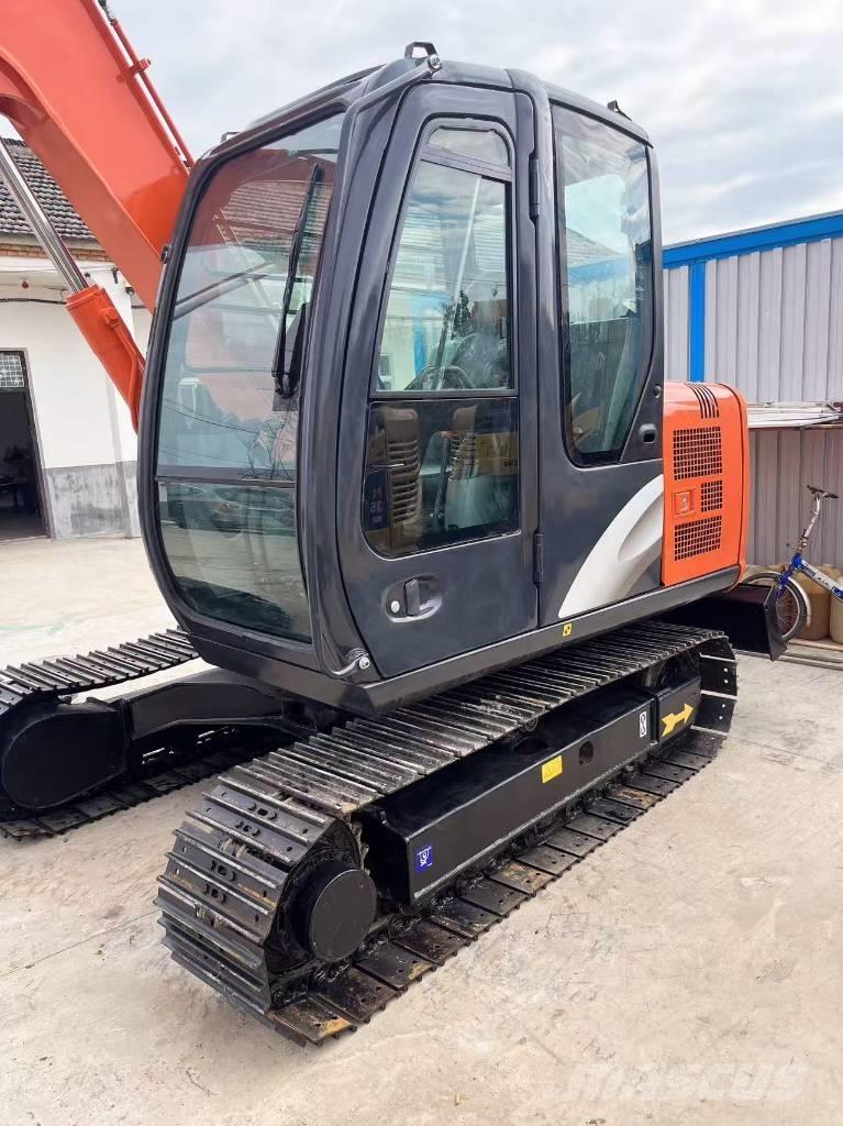 Hitachi ZX70 Beltegraver