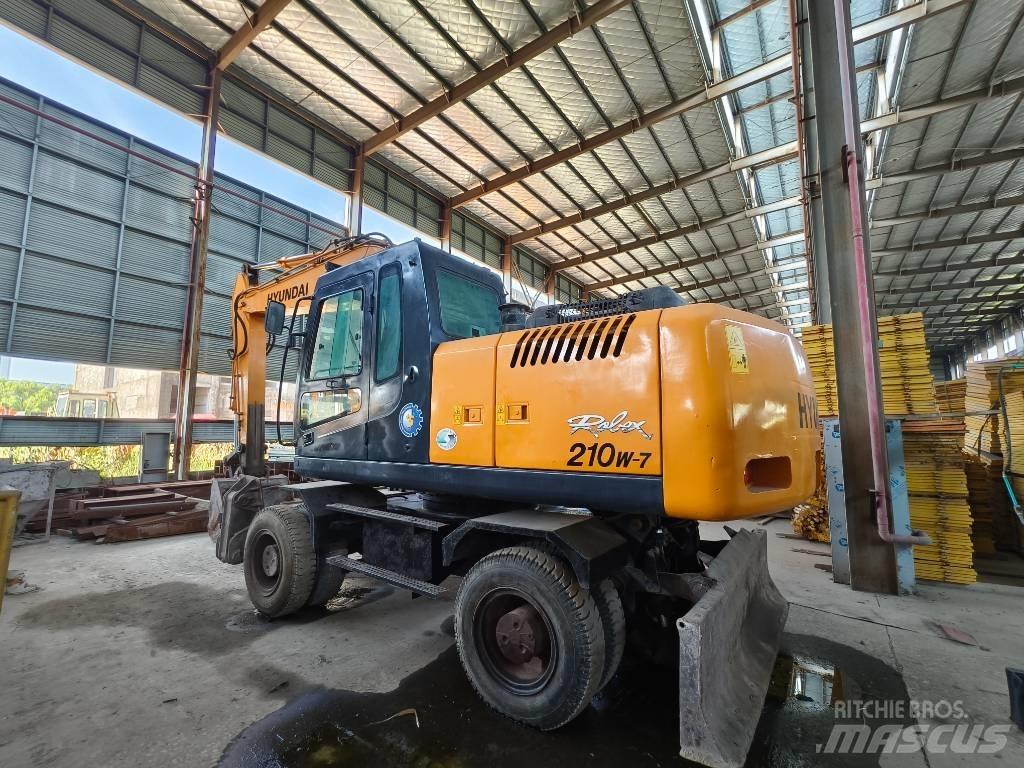 Hyundai R210w-7 Hjulgravere