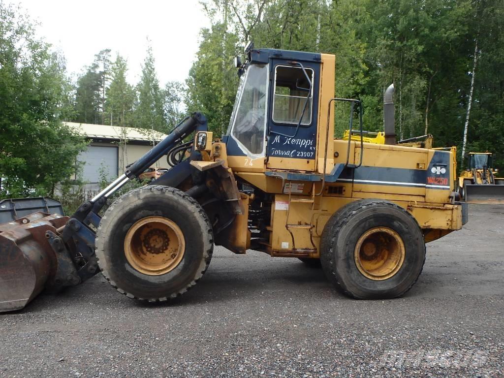 Komatsu WA 250-1 Hjullastere