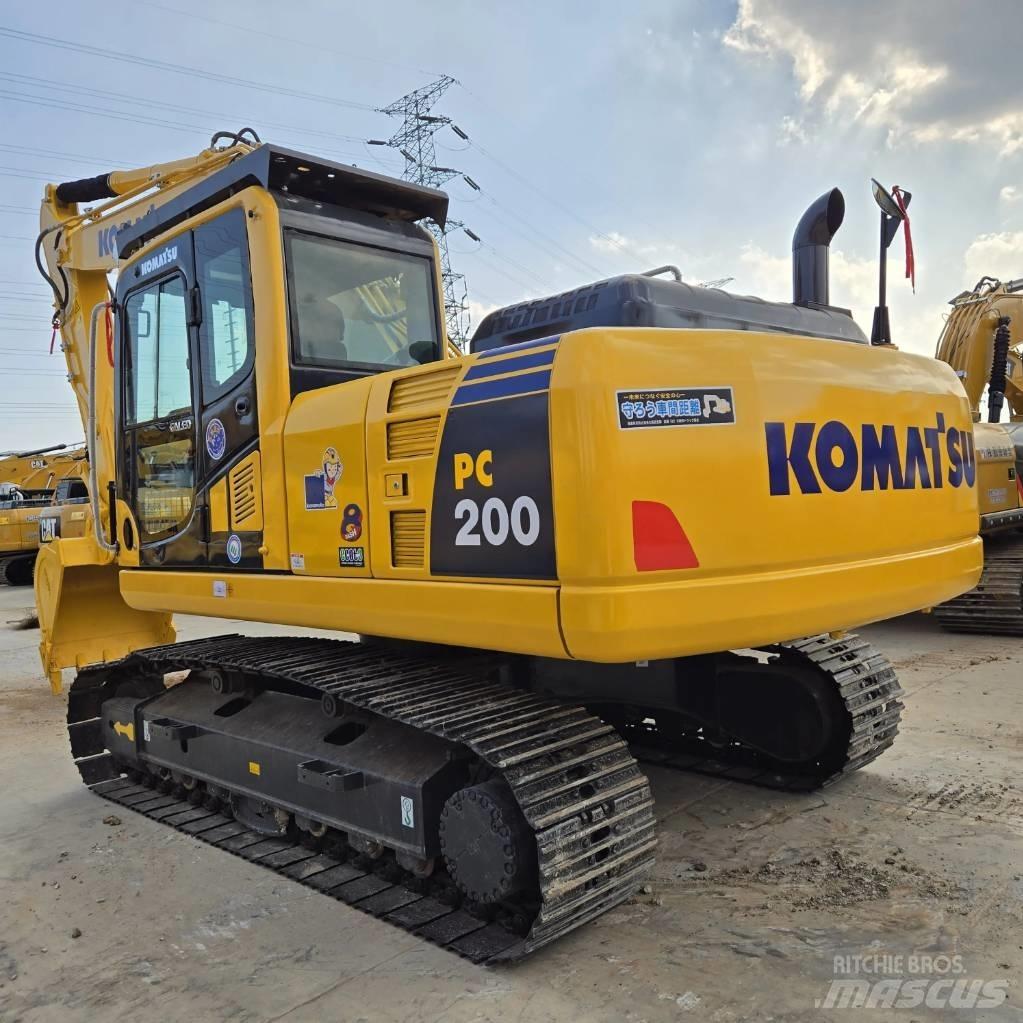 Komatsu PC 200-8 Beltegraver