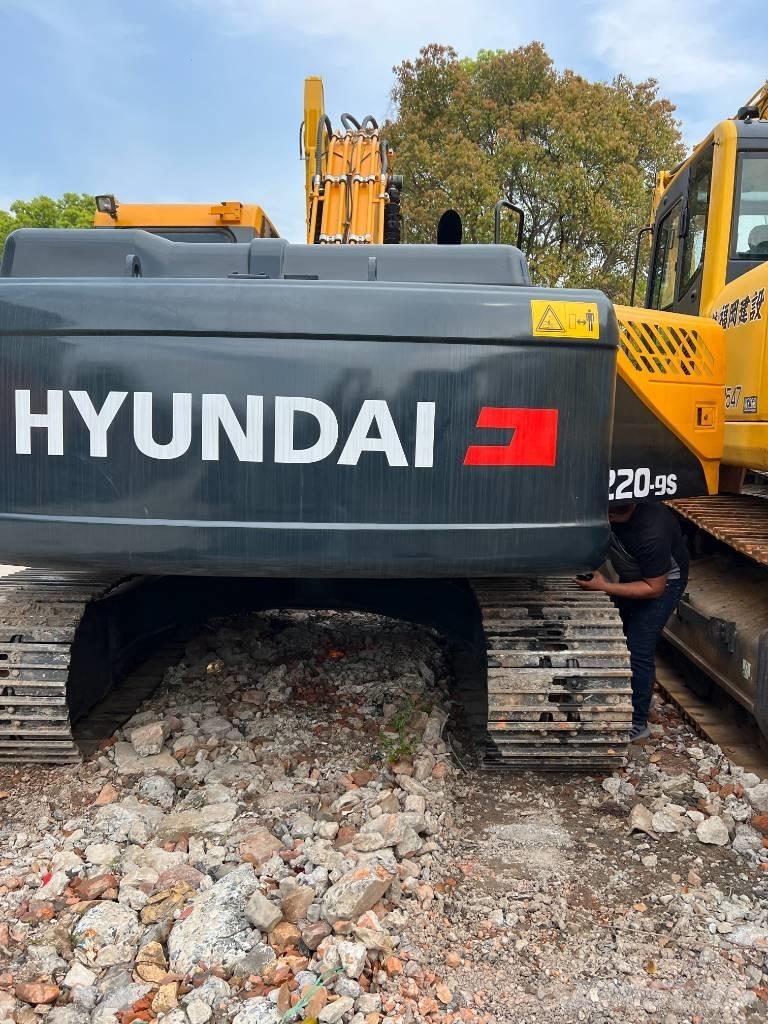 Hyundai 220LC-9S Beltegraver