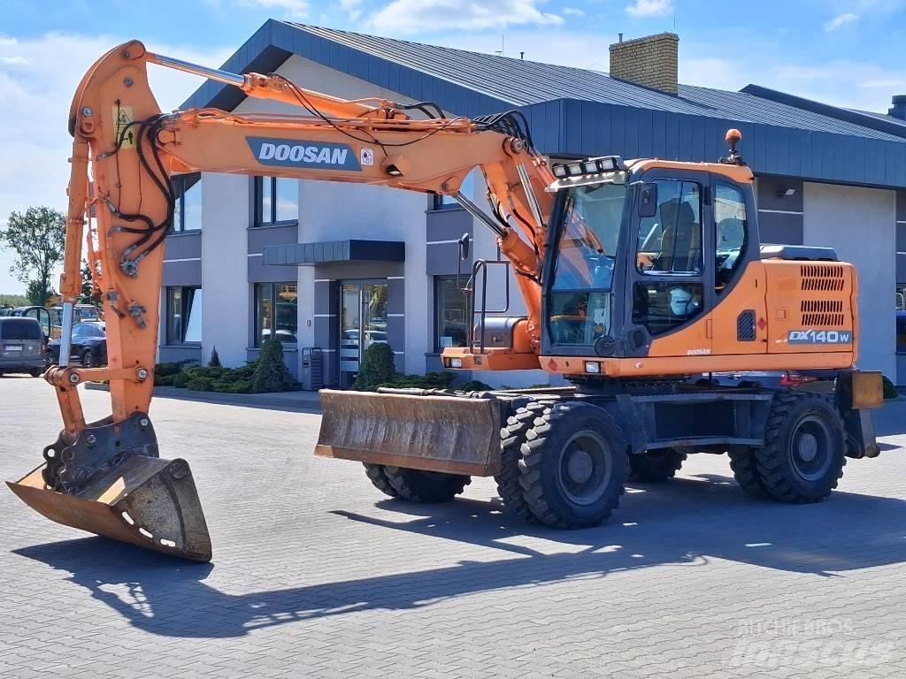 Doosan DX 140 W-3 Hjulgravere