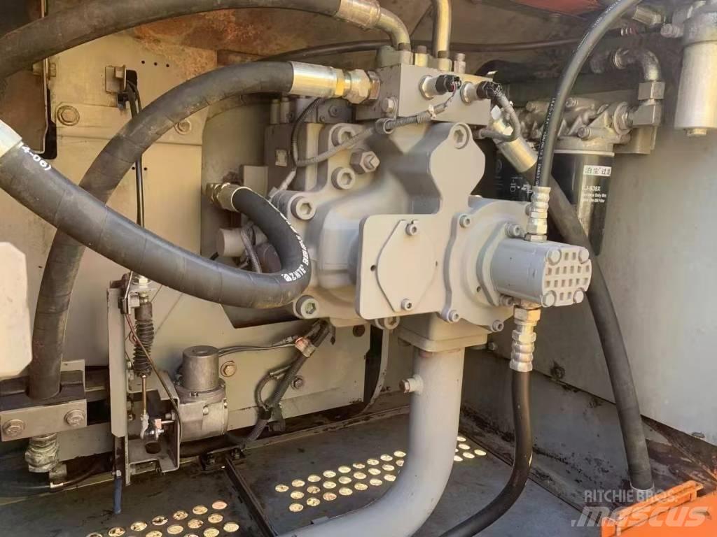 Hitachi ZX 450 H Beltegraver