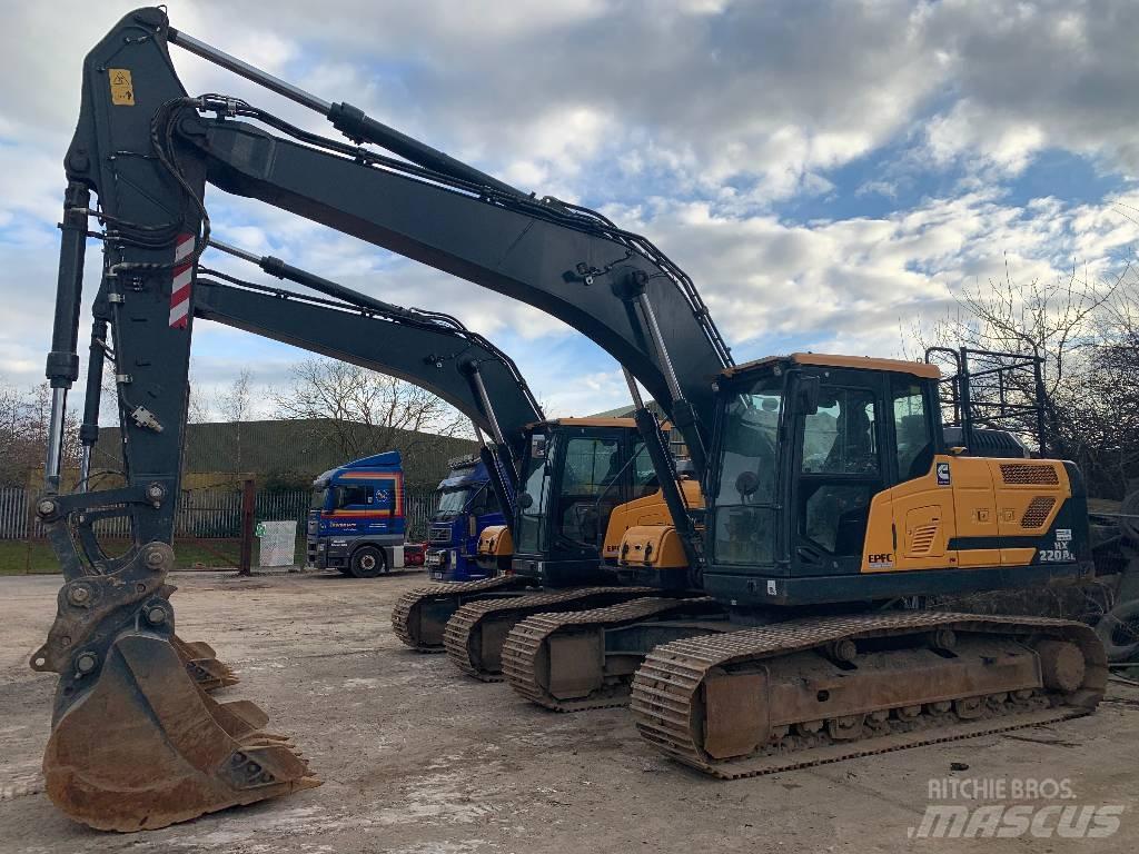 Hyundai HX220A L Beltegraver