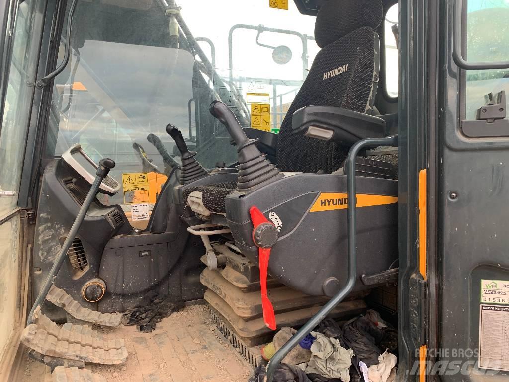 Hyundai HX220A L Beltegraver