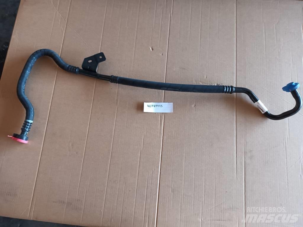 Volvo PIPE 20787443 Transport - Annet
