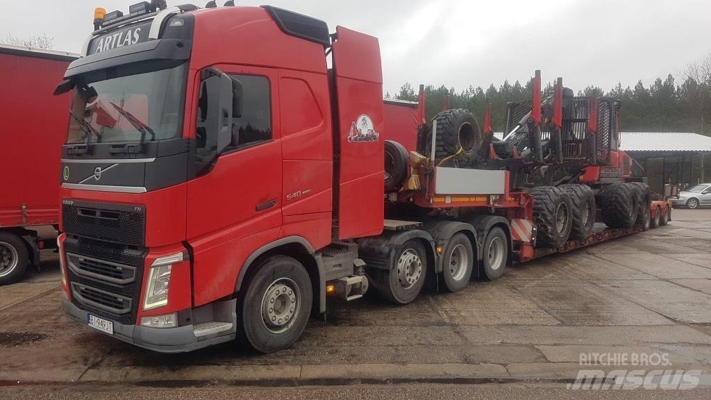 Komatsu 875 Lassbærere