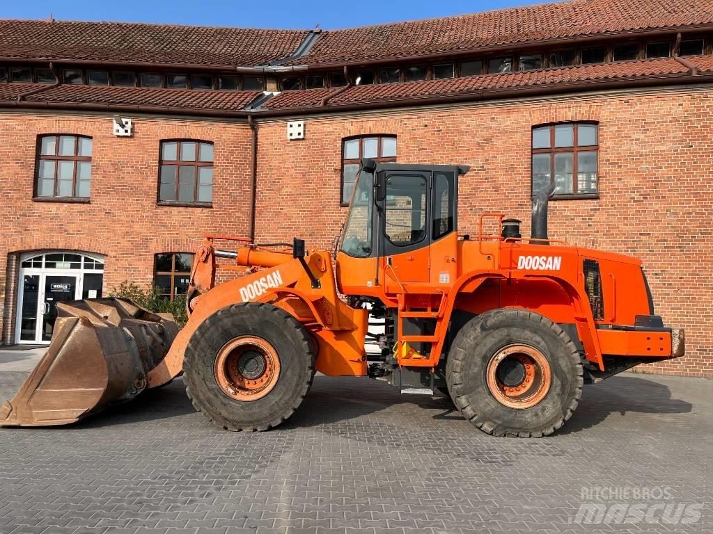 Doosan DL 300 Hjullastere