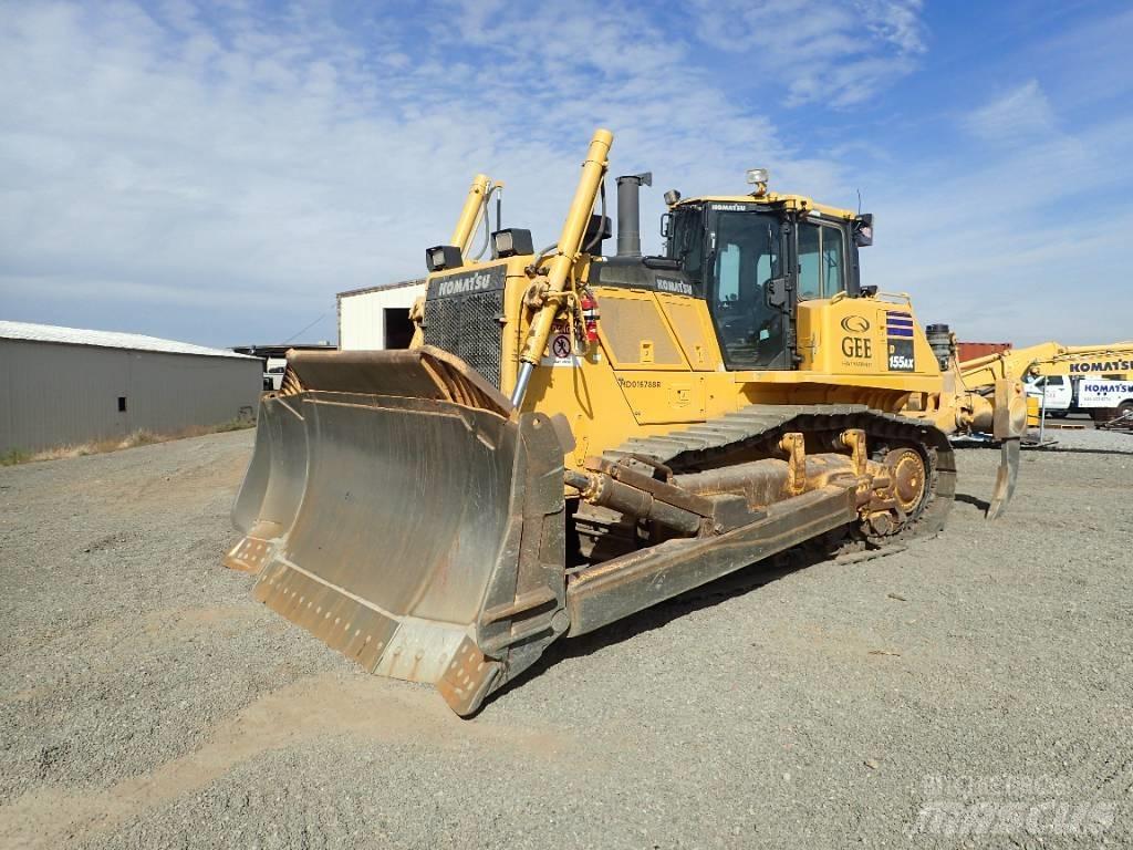 Komatsu D155AX-8 Dozere Beltegående