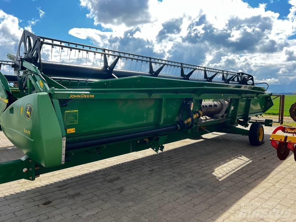 John Deere 630 R Skjærebord til skurtresker