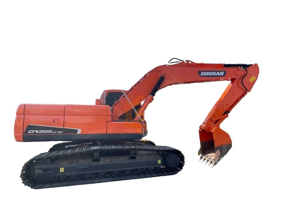 Doosan DX 225 LC Beltegraver