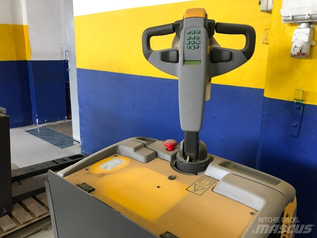 Atlet PLP200P Ledetrucker